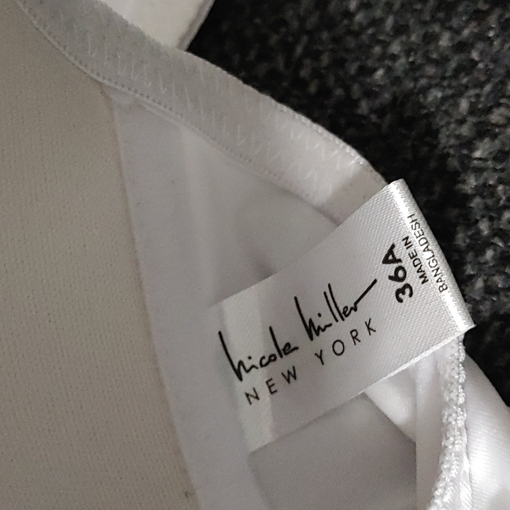 Two Nicole Miller White Bras with Bow Accent - Picture 7 of 7